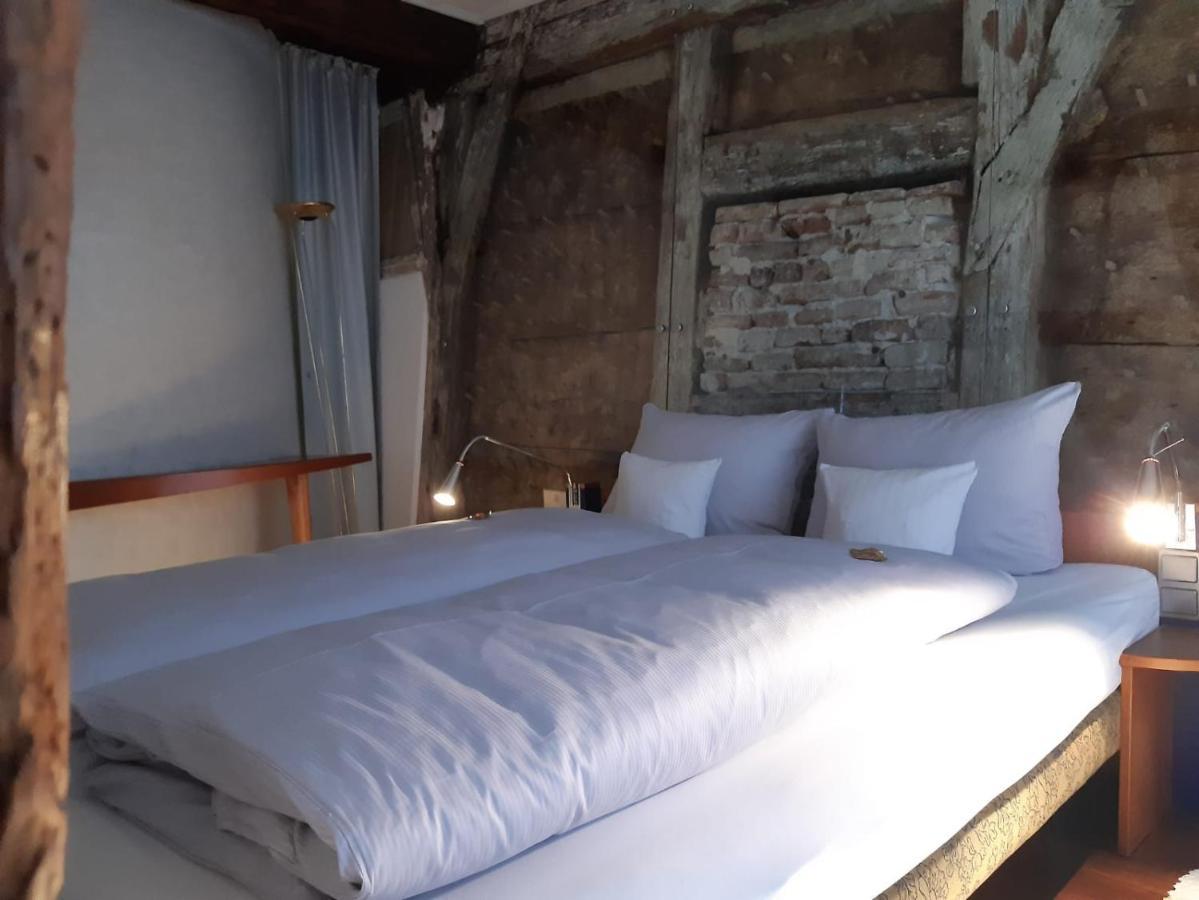Hotel Schiefes Haus Ulm Zewnętrze zdjęcie