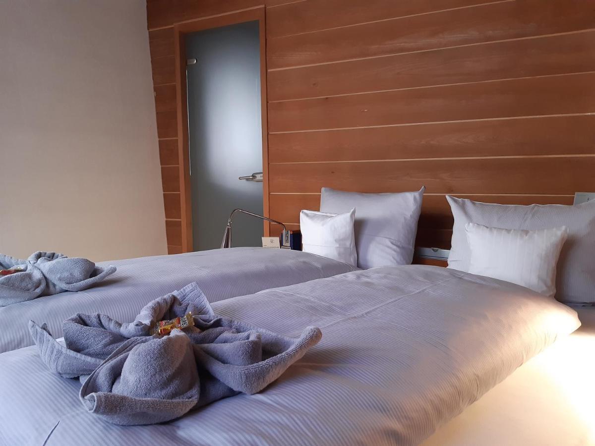 Hotel Schiefes Haus Ulm Zewnętrze zdjęcie